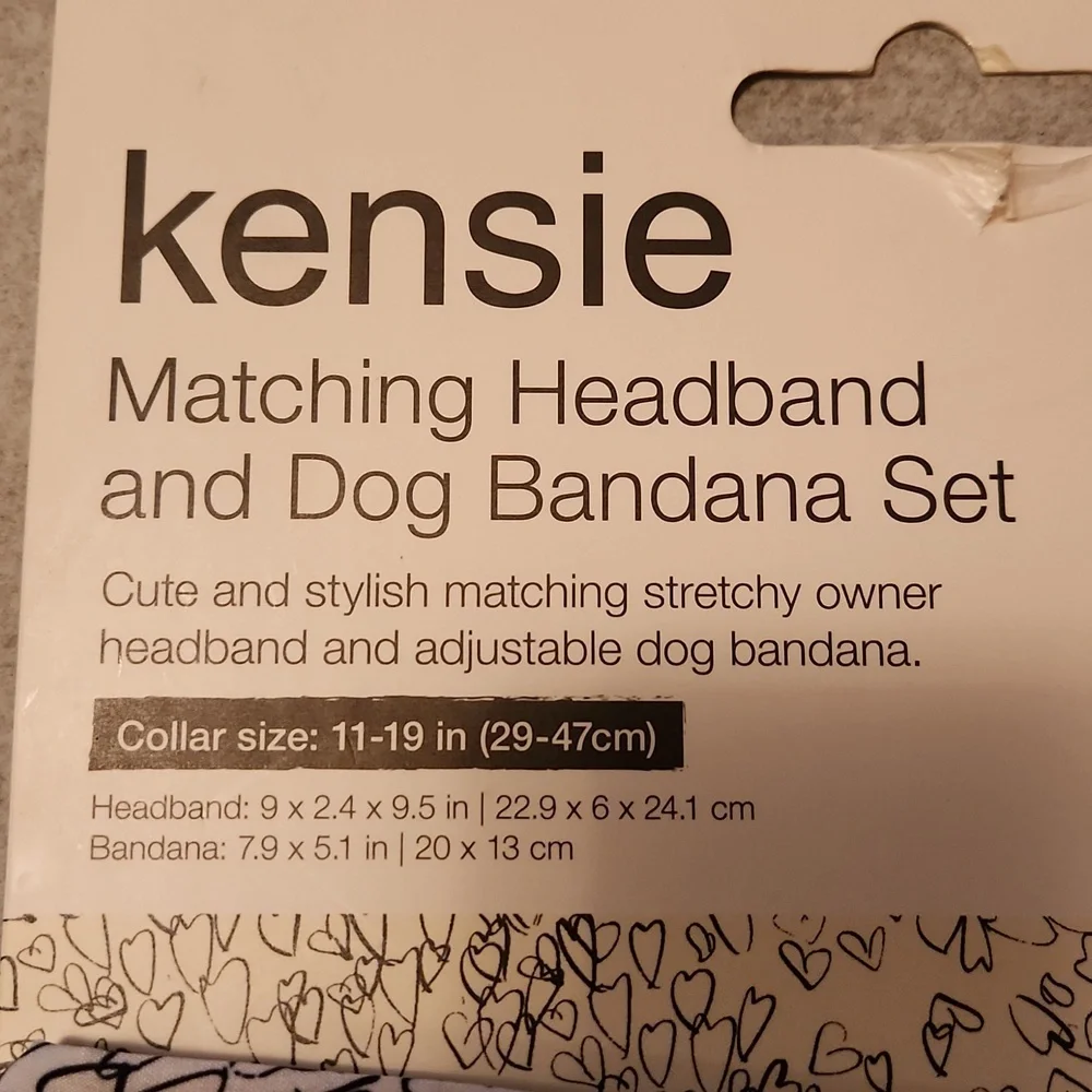 NEW Kensie Dog Bandana Scarf and Matching Headband White with Black Hearts NWT